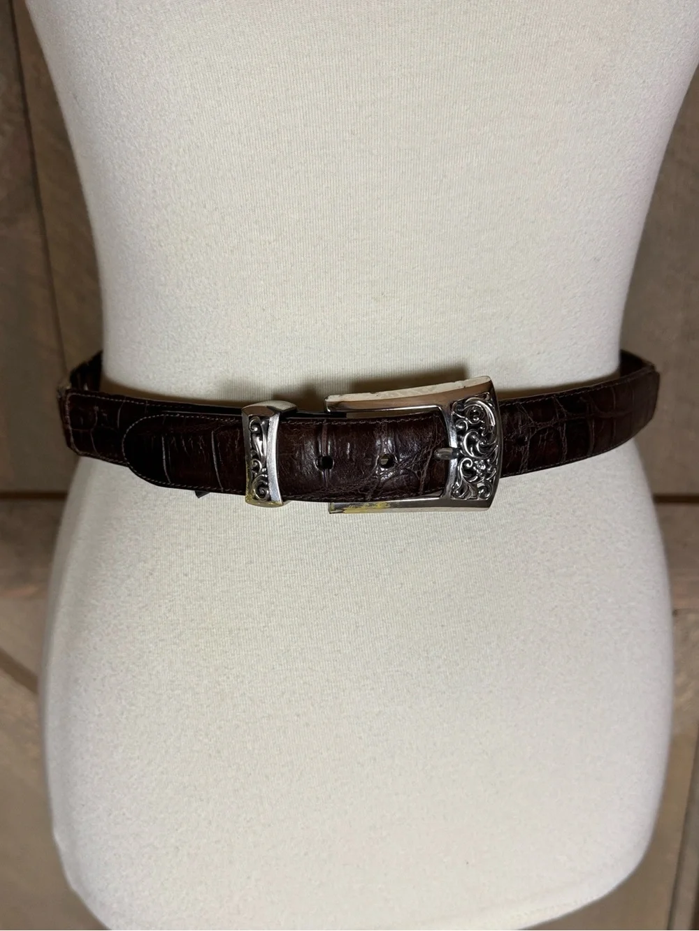 Brighton Brown croc embossed Leather Belt with silver tone scrolls Size Small